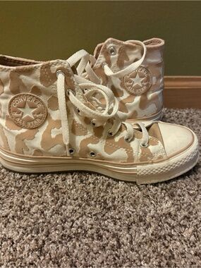 Converse Kids' High Top Sneakers in Beige Camo